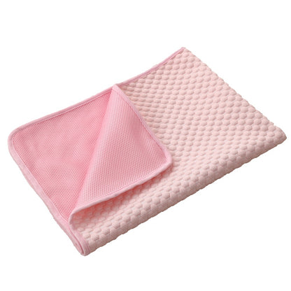 Cool Comfort Pet Mat – Simple, Safe Relief from Summer Heat